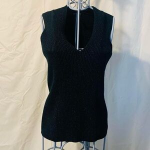 NY&CO Black Sleeveless V-Neck Polyester, L